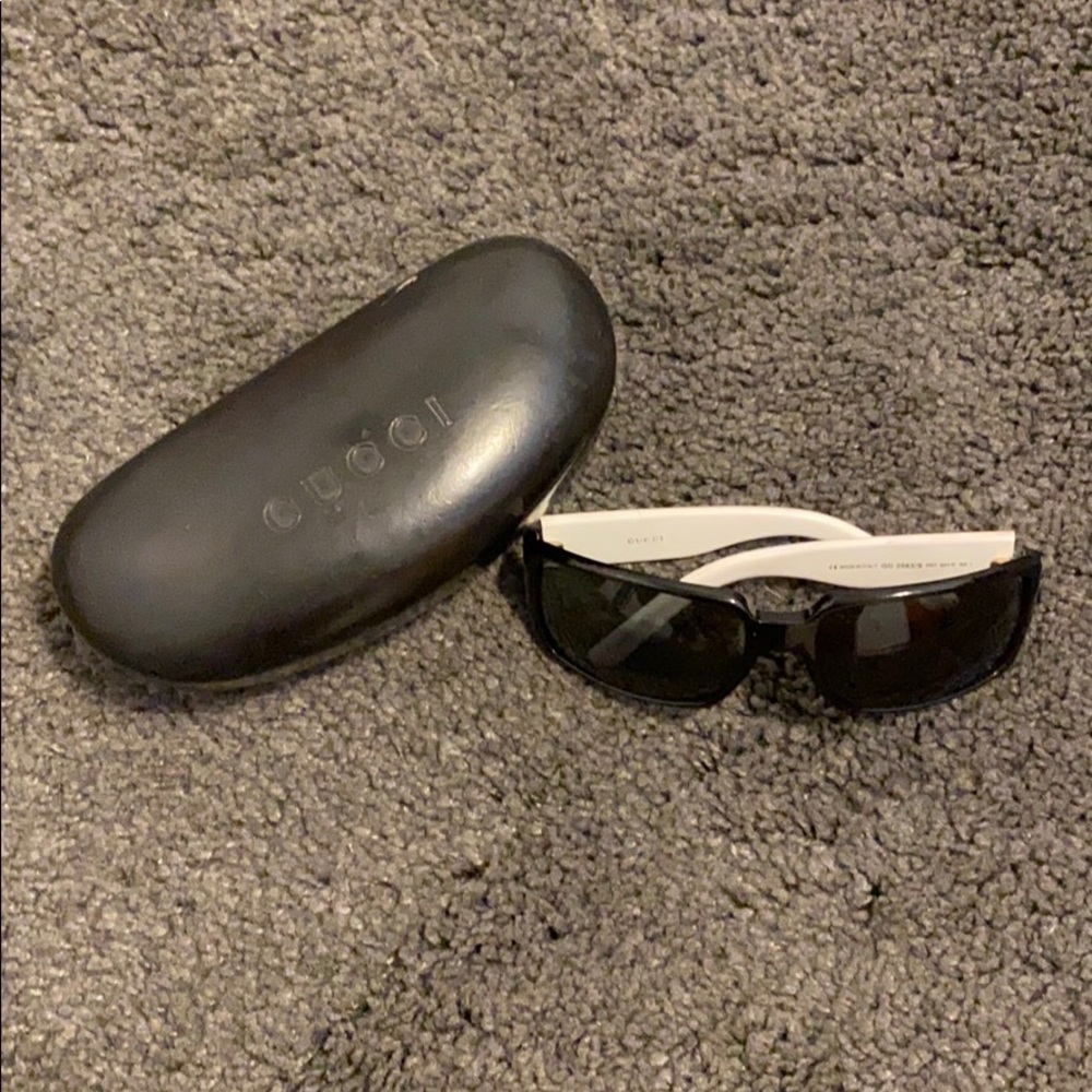 Gucci women’s sunglasses